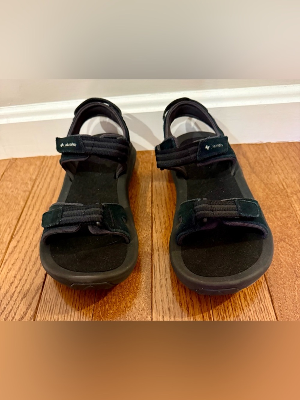 Women’s Columbia Trailstorm Hiker 2-Strap Sandal - Size 8 - like new!